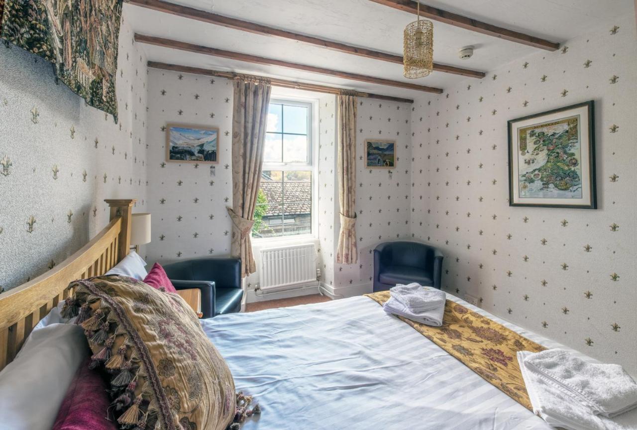 Elen'S Castle Hotel Dolwyddelan Bagian luar foto