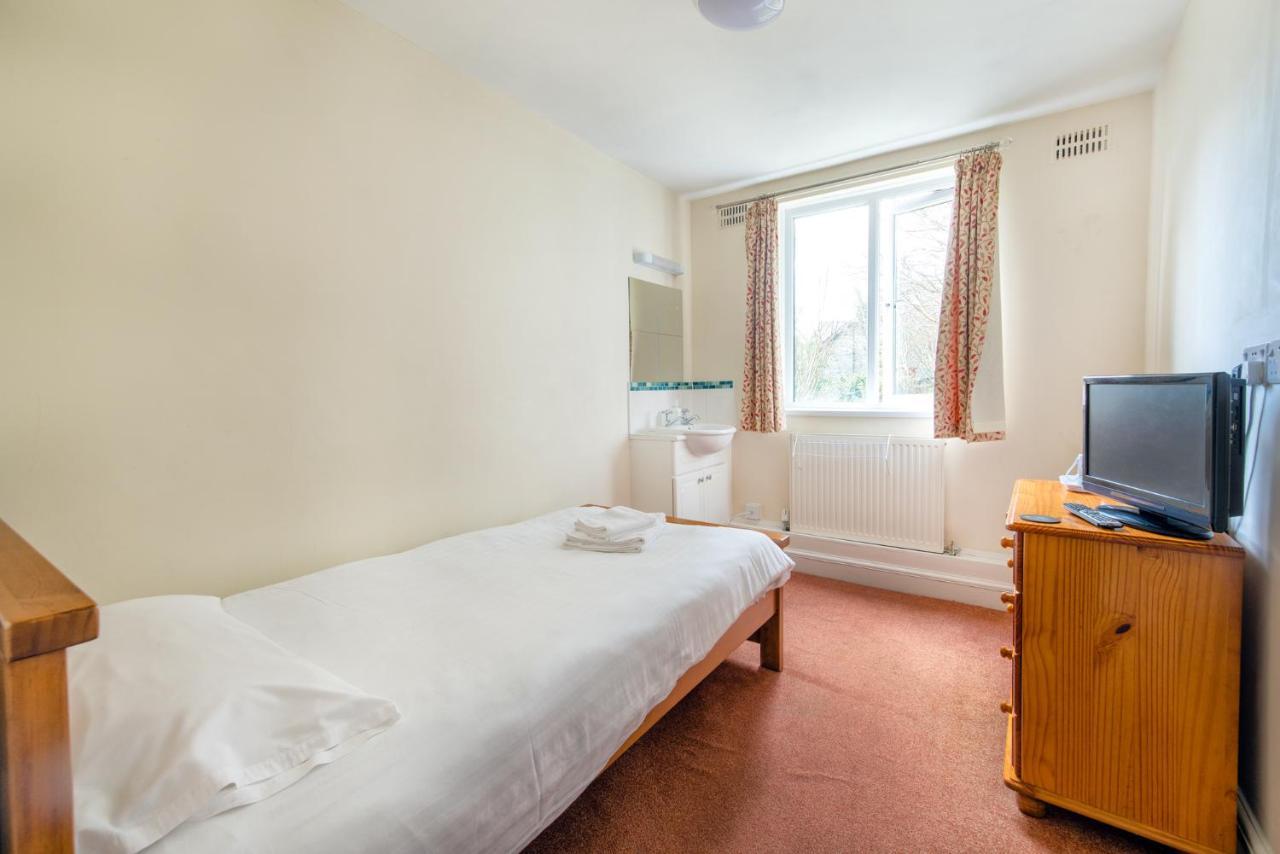 Elen'S Castle Hotel Dolwyddelan Bagian luar foto