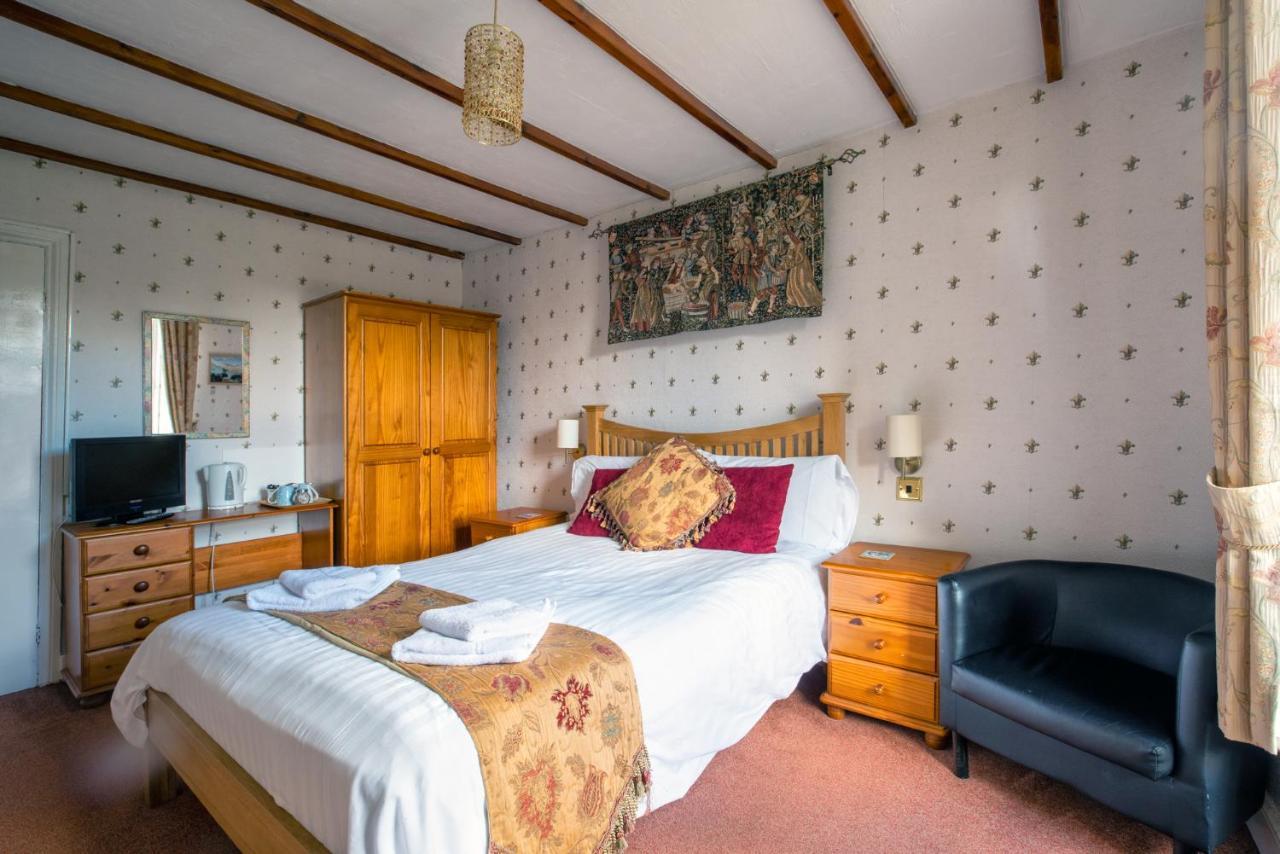 Elen'S Castle Hotel Dolwyddelan Bagian luar foto