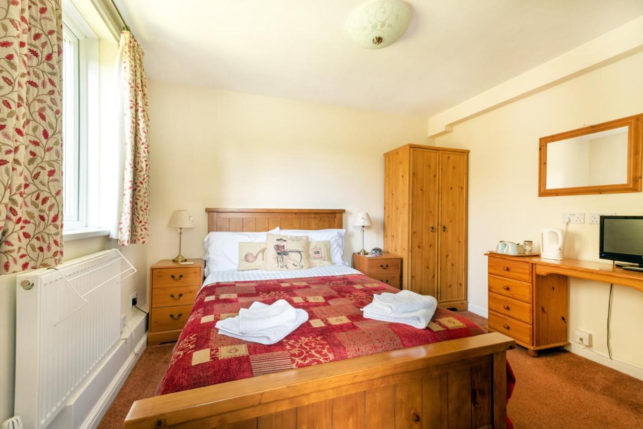 Elen'S Castle Hotel Dolwyddelan Bagian luar foto