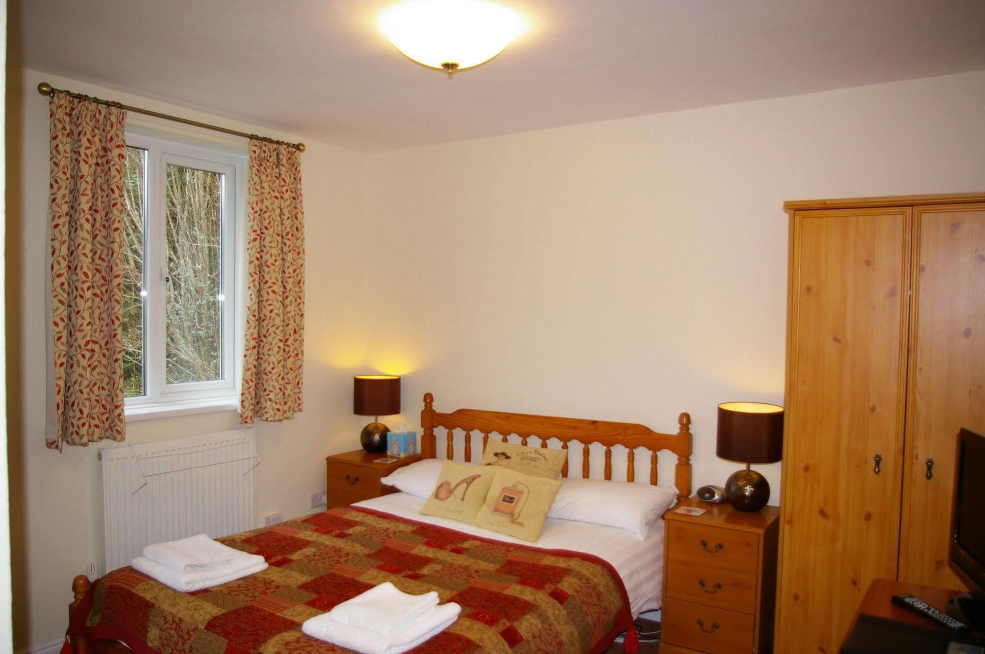 Elen'S Castle Hotel Dolwyddelan Bagian luar foto